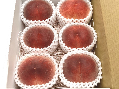 山梨県産　特上　桃　約2キロ（５〜7玉）