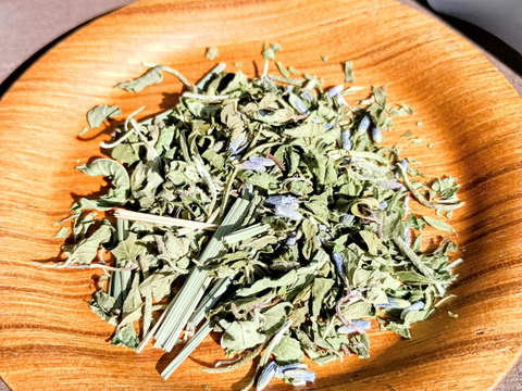 体と心に沁み渡る豊かな香りと味わい！ブレンドハーブティーバッグ2種各4包（植物由来ティーバッグ使用、農薬化学肥料不使用）フルリカバリー/ディープリラックス