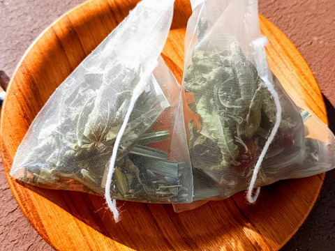 【数量限定アソート商品】大切な方への贈り物に！体と心に沁み渡る豊かな香りと味わい！ハーブティーアソート（農薬化学肥料不使用）リカバリー/リラックスブレンド、ハイビスカスローゼル華やぎ