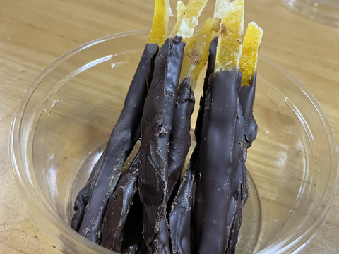 国産グレープフルーツ（ホワイト）　【農薬　防カビ剤　ワックス未使用】
箱込み約2キロ　（5個～6個）