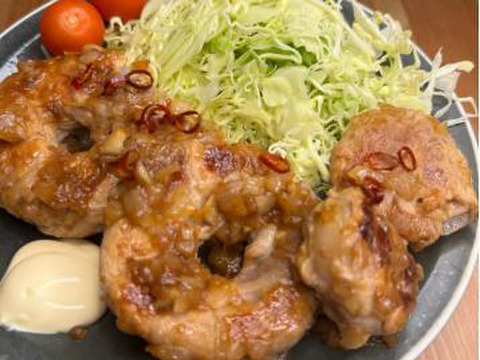 【予約】生産農家直送 淡路島産ブランド新玉ねぎ 『にじたま』超極早生品種 9kgダンボール入り（ご家庭用・30個前後） 使いやすいM・L・2L混在！≪水分量No1!!≫◎特別栽培　2月末頃から順次発送