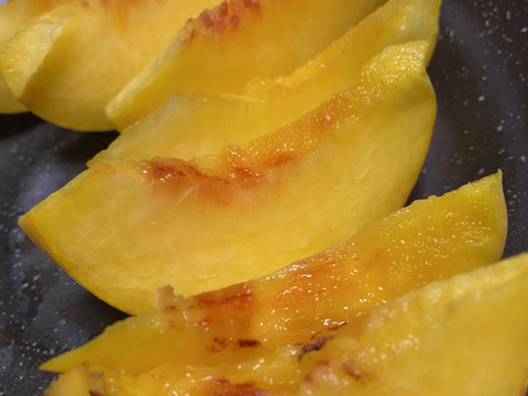 初秋の桃(黄金桃の夕月、白桃系の玉うさぎ）！
タイミングが合えばネクタリン（ファンタジア）が入るかも