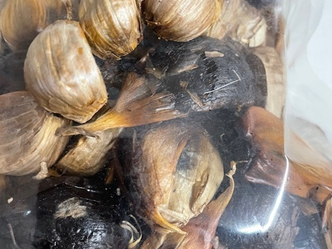 訳アリ　黒にんにく　青森産　福地ホワイト六片　500ｇ