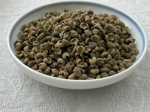 数少ない限定品。"Sansyo Jade" 赤山椒とは似て非なる風味を感じてください。