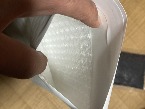 子供から大人、全ての生き物に安心を…自然栽培の“黒胡麻”をご賞味ください（１００ｇ）（令和六年産）