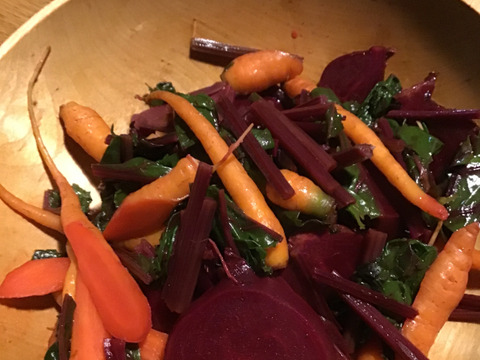 馬と育てたビーツ！デトロイトダークレッド