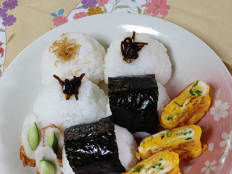 玄米、きぬ光、風袋込みの5キロ(炊く際の水量は、普段通りで)