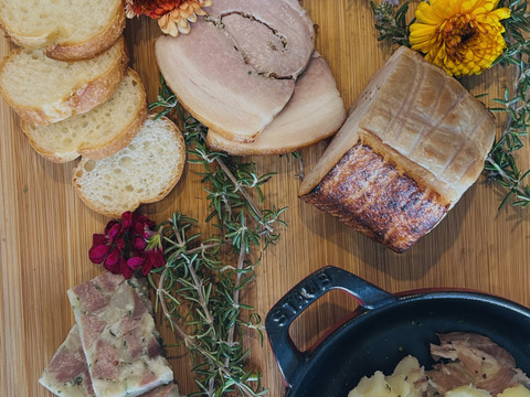 【冬ギフト】期間限定！鍋用お肉と加工品3品のセット