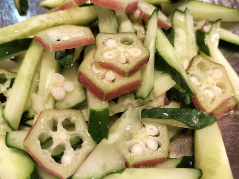 オクラ60本　赤オクラ混合　数量限定　オクラ食べ比べ