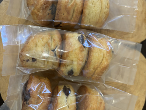 チョコチップとレモンマーマレードを練りこんだ【スコーン】3個×3袋