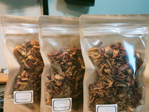 美味しさギューとドライトマト　50g×3p