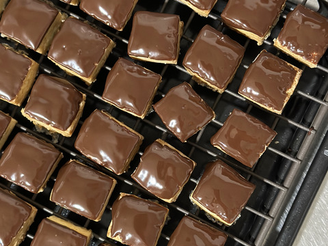 【冬季限定】冬の素材で楽しむ！冬のチョコがけスコーン