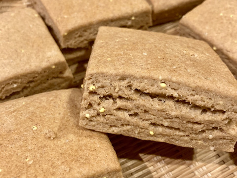 香り豊か！7年産有機南部小麦「全粒粉」１kg詰め