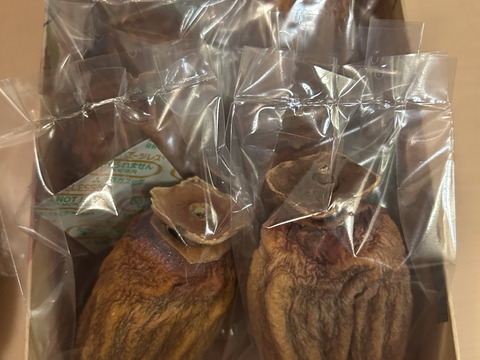 干し柿　昔ながらの手作り天日干し　無燻蒸無添加　自然の甘みをご堪能ください　6個入り箱