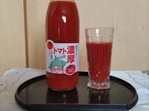 美味しさ丸ごと詰まったトマトジュース　１L×２本