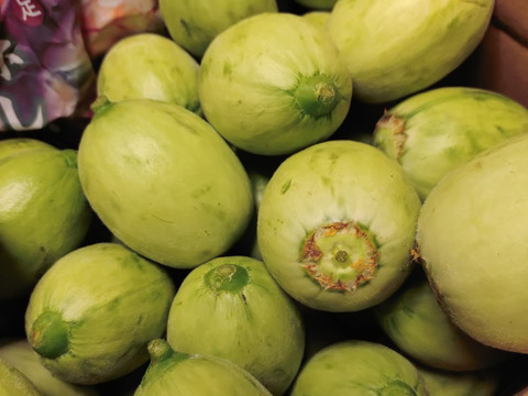 『季節限定』地元で大人気❣️摘果メロン《子メロン》(2kg✖️2箱)