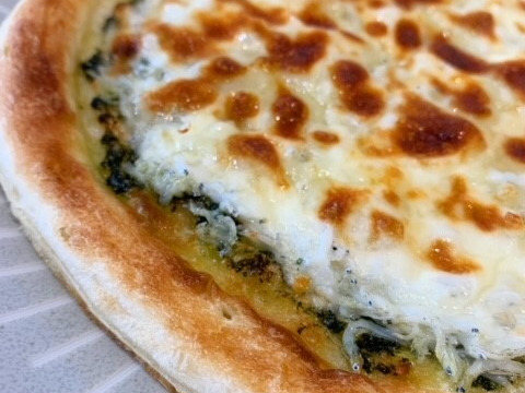 大人気！簡単！しらすピザ🍕(マヨコーン、大葉ジェノベーゼ)各2枚