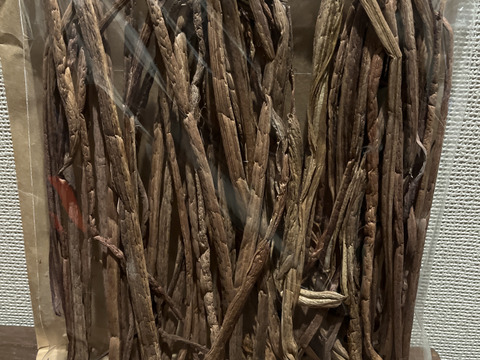 【赤ずいきの芋がら50ｇ】からどり里芋の茎　国産天日干し　郷土料理