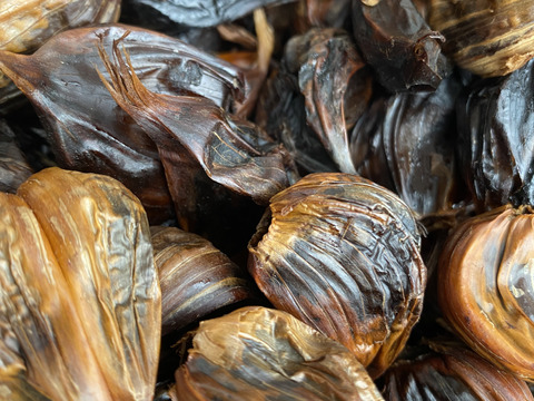 美容と健康に『黒にんにく』　品種・福地ホワイト六片　４００g