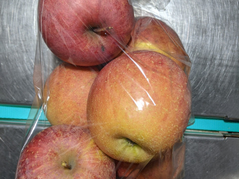 キウイとリンゴ