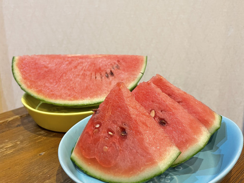 まるまる一個！ひとりじめ小玉スイカ 2個セット【ご家庭用】