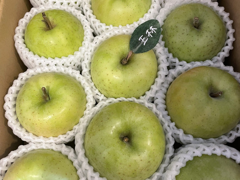 🍏芳醇な香り【王林】🍏１０～１２玉 約３キロ  商品ID118229