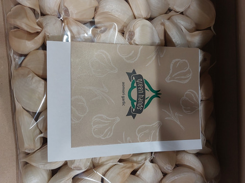 新物 青森県産にんにく バラ 800g ホワイト六片 皮むけなし にんにく農園が育てた「こだわりの品質」数量限定