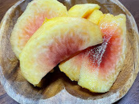 【岡山の桃・黄金桃】夏ギフト★マンゴーの様なとろける果肉の黄色い桃です（2㎏箱）