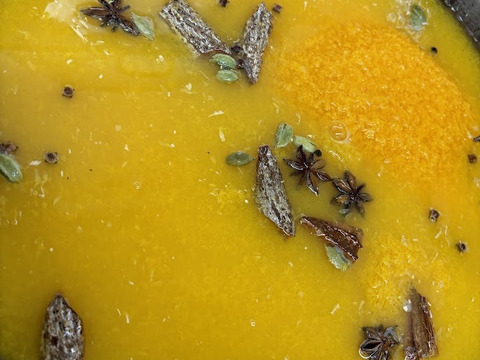 果実から生まれた、やさしいコーラ【柑橘クラフトコーラ】