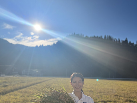幻の米【希少種ササニシキ】玄米2ｋｇ　秋田県産  極上の一等米 数量限定発売【冬ギフト】