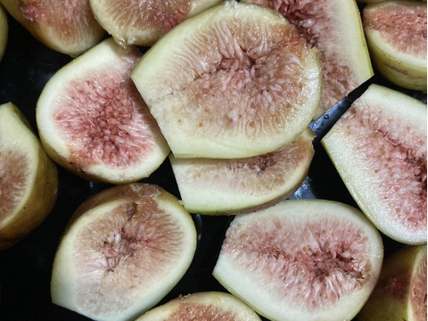 イチジク（ホワイトゼノア）
セミドライフルーツ350g