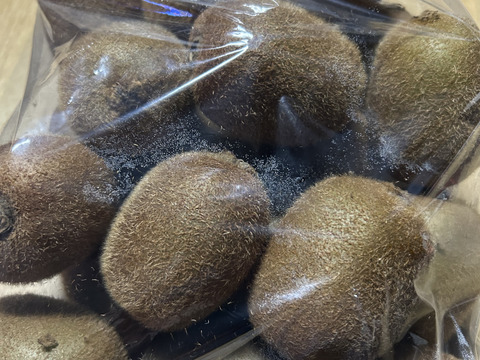 偏平キウイふる～つ Ｓ ２K箱【品種ヘイワード】