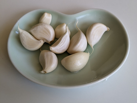 【ニンニク30個（Sサイズ）＋玉ねぎ2個】農薬・化学肥料・除草剤は不使用