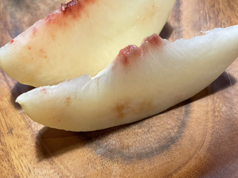 【2024年シーズン最後の白桃！】ご家庭用★超希少晩成品種！岡山の白桃・CX（シーエックス）・2㎏