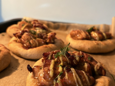 【北海道十勝産　自然乾燥全粒粉♡】数量限定！
昔ながらの天日乾燥は超希少！
小麦粉ゆめちから（強力粉）　１ｋｇ

手作りパンやスィーツ、パスタ等にオススメ♡