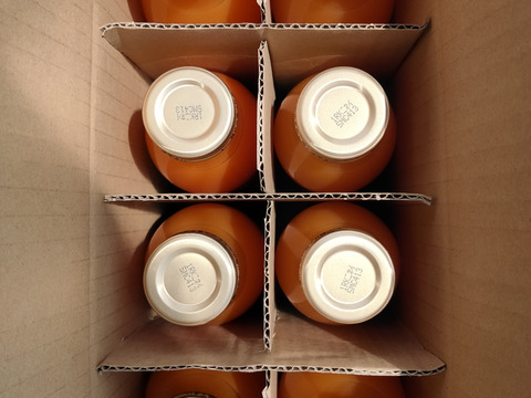 農薬・化学肥料不使用の人参を搾った人参ジュース 350㎖×8本