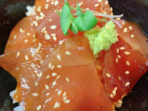 【冬ギフト】鉄火丼の素 マグロ漬け 約80g×4袋  のし対応可