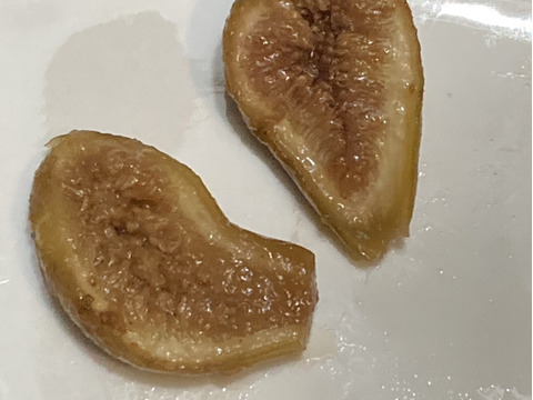 イチジク（ホワイトゼノア）
セミドライフルーツ350g