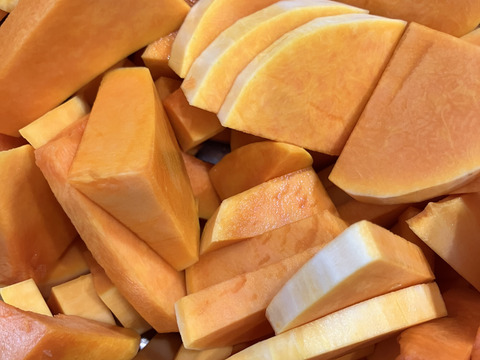 濃厚なコクと甘み♪バターナッツかぼちゃ（約1.8kg（３～５個））