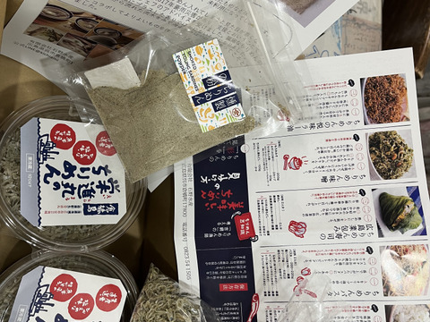 魔法の粉と　ちりめん１８０ｇ2袋　たっぷり360gお手軽カルシウム