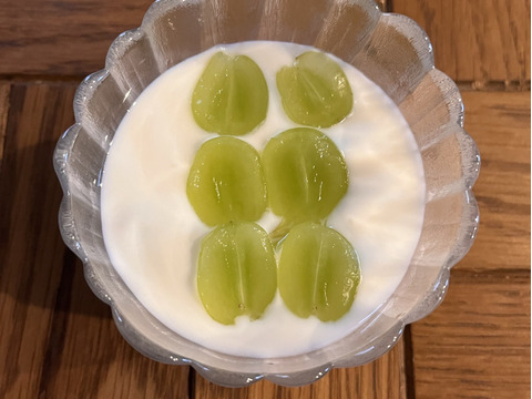 【大人気】シャインマスカット（2房/1.4kg）大房だから粒がたっぷり！食べ応えあり！　贈答用　ギフト　ご家庭用