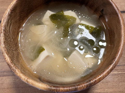 【訳あり】農薬、除草剤不使用！淡路島 玉ねぎ3kg 【生で食べてみて！】加熱だけじゃもったいない。サラダでも美味しい淡路島の完熟玉ねぎ。