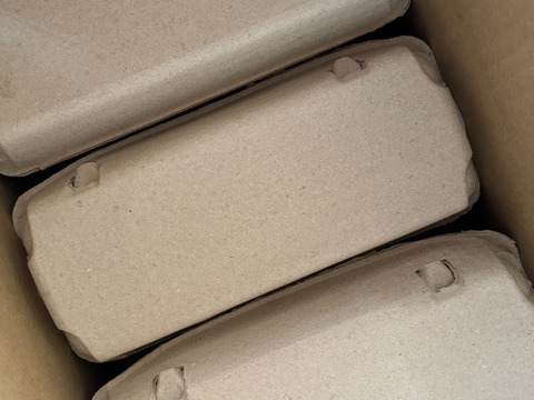 農薬不使用の野菜を食べて育った『ほっこり平飼いたまご』10×3　30個