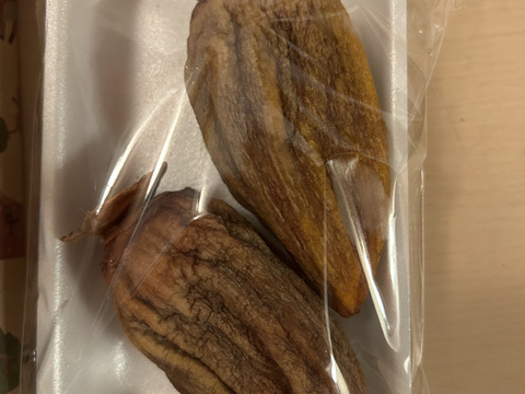 干し柿　昔ながらの手作り天日干し　無燻蒸無添加　自然の甘みをご堪能ください　6個入り箱