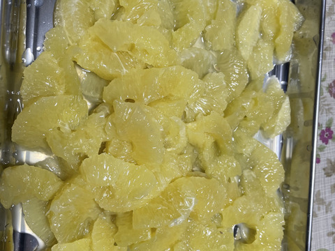 国産グレープフルーツ（ホワイト）　【農薬　防カビ剤　ワックス未使用】
箱込み約2キロ　（5個～6個）