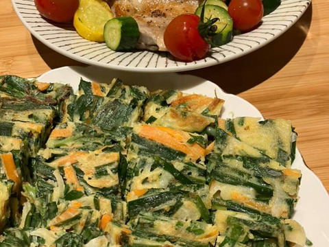 色鮮やか💛石垣島産ズッキーニ 不揃い7〜8本入り