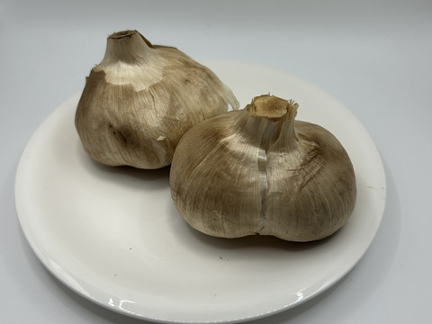 『特選 どでか黒にんにく 丸2個玉』
無添加・農薬不使用【岐阜県郡上市産】