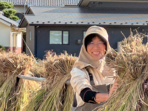 12月２９～３０日に発送　農園産天日干し米！白餅1キロと玄米餅1キロ