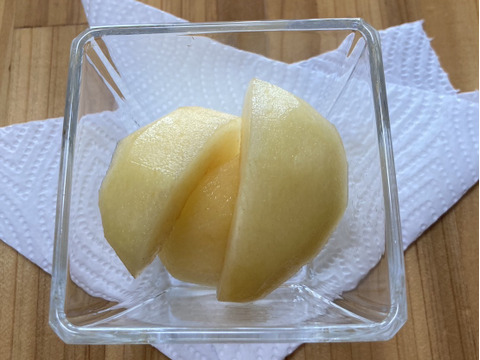 希少品種　長野県産プラム（すもも）「秋さやか」　甘さ・香り・味・酸味どれをとってもバランス最高！　（9〜15個　約2kg前後）
糖度17度〜21度
今シーズンも終盤となりました