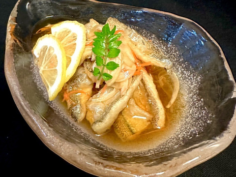 とくだいサヨリ 日間賀島産 刺身OK 塩焼き・フライ用 1kg ゴールデンウイーク大漁特価100-125g個体※8-10匹
もっとでかいのも入れるかも!